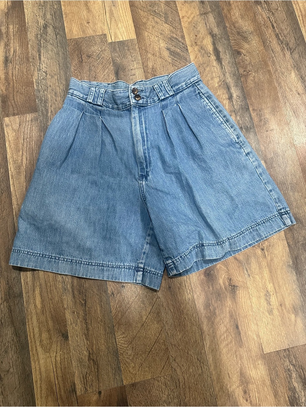 *4/$20* Ruff Hewn Light Blue High-Waist Pleated Denim Shorts